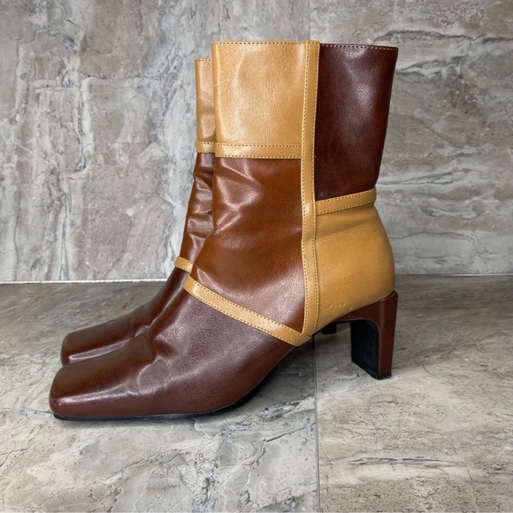 Vintage 90s 1990s Faux Brown Tan leather block chunky heel boots 8 Square toe - Picture 4 of 5
